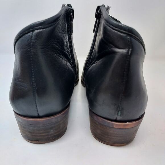 Lucky Brand Black Leather Ankle Boots Size 9M - Picture 7 of 9